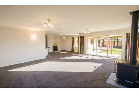 Photo of property in 4 Chateau Close, Gleniti, Timaru, 7910