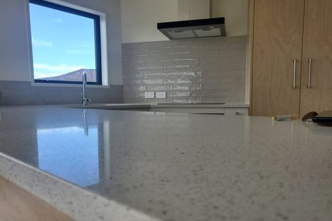 Photo of property in 36 Barbados Drive, Unsworth Heights, Auckland, 0632