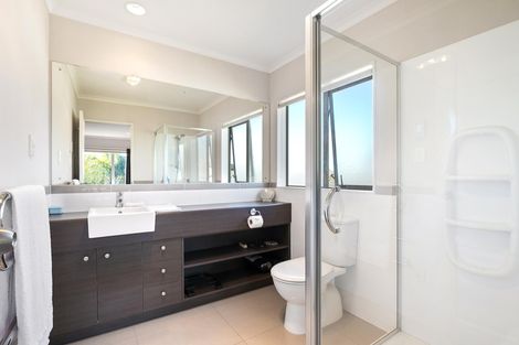 Photo of property in 19 Wawatai Drive, Karaka, Papakura, 2113