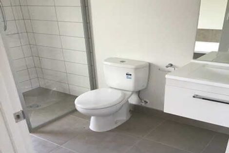 Photo of property in 15 Parton Road, Pukekohe, 2120