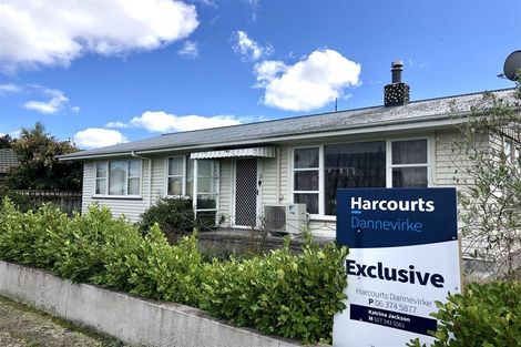 Photo of property in 3 Gertrude Street, Dannevirke, 4930