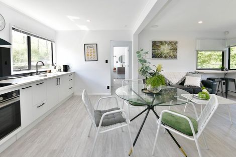 Photo of property in 16 Shelly Beach Road, Shelly Beach, Helensville, 0874