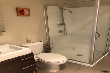 Photo of property in Shoal Haven Apartments, 112a/130 Anzac Street, Takapuna, Auckland, 0622