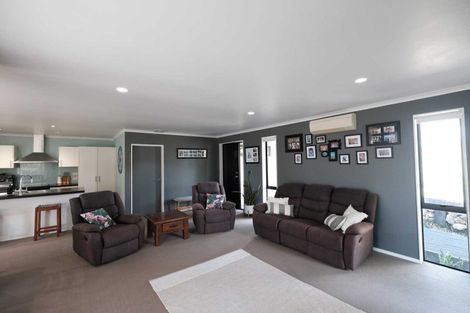 Photo of property in 51 Pompallier Estate Drive, Maunu, Whangarei, 0110