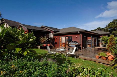 Photo of property in 20 Oratia Drive, Glen Eden, Auckland, 0602