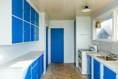 Photo of property in 11 Somerset Crescent, Highbury, Palmerston North, 4412