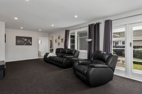 Photo of property in 71 Gardiners Road, Bishopdale, Christchurch, 8051