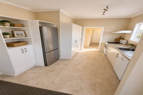 Photo of property in 8 Hart Street, Foxton Beach, Foxton, 4815