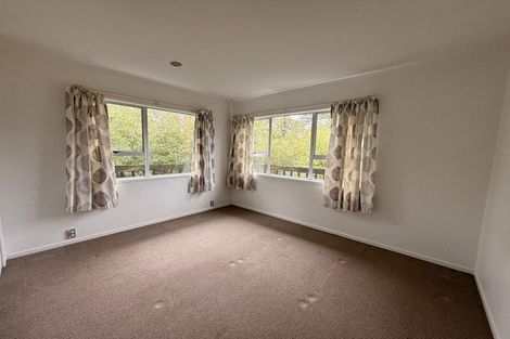Photo of property in 223 Beach Haven Road, Beach Haven, Auckland, 0626