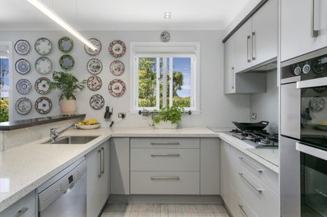 Photo of property in 86 Rokino Road, Hilltop, Taupo, 3330