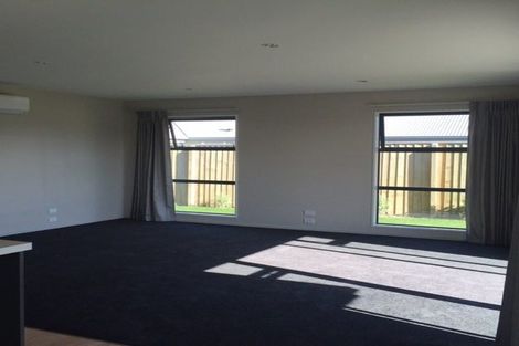 Photo of property in 6 Pimlico Place, Rangiora, 7400