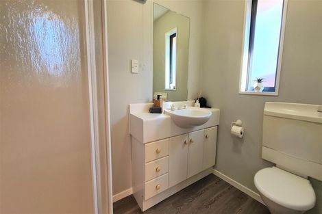 Photo of property in 10 Van Dieman Close, Templeton, Christchurch, 8042