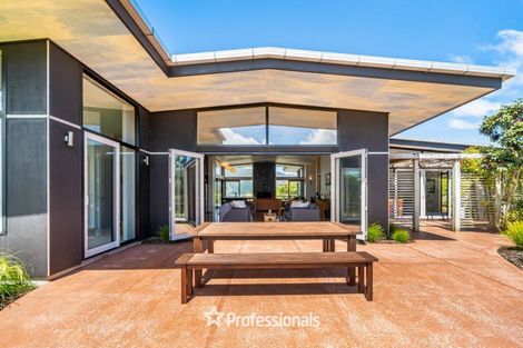 Photo of property in 12 Mount Marua Way, Timberlea, Upper Hutt, 5018