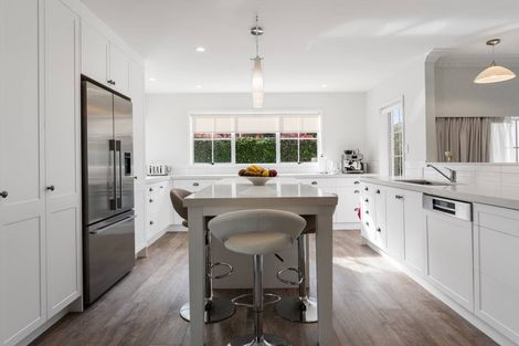 Photo of property in 56 Links View Drive, Omokoroa, 3114