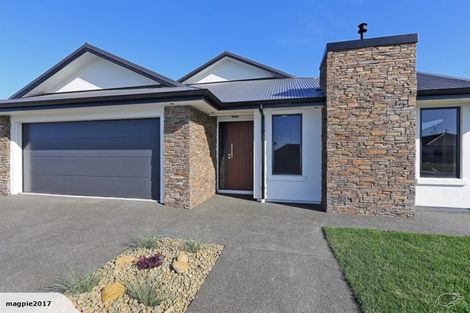 Photo of property in 5 Ruahine Road, Poraiti, Napier, 4112