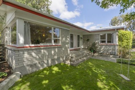 Photo of property in 16 Juliana Place, Awapuni, Palmerston North, 4412