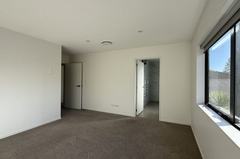 Photo of property in 30d Durham Street, Te Atatu Peninsula, Auckland, 0610