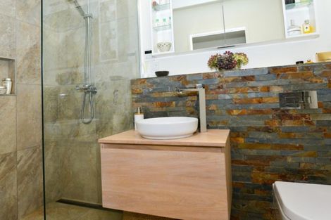 Photo of property in 33 Montana Road, Bridge Pa, Hastings, 4175