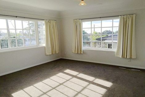 Photo of property in 1/4 Argyle Road, Browns Bay, Auckland, 0630