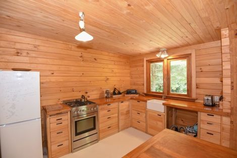 Photo of property in 578 Le Bons Bay Road, Le Bons Bay, Akaroa, 7583