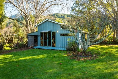 Photo of property in 5b Lady Cobham Grove, Anakiwa, Picton, 7281