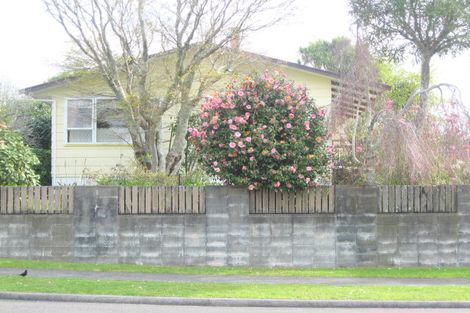Photo of property in 152 Govett Avenue, Frankleigh Park, New Plymouth, 4310