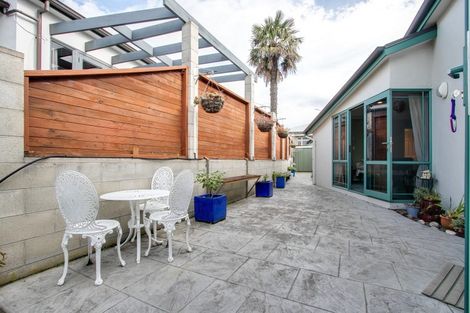 Photo of property in 15 Kavanagh Road, Hospital Hill, Napier, 4110