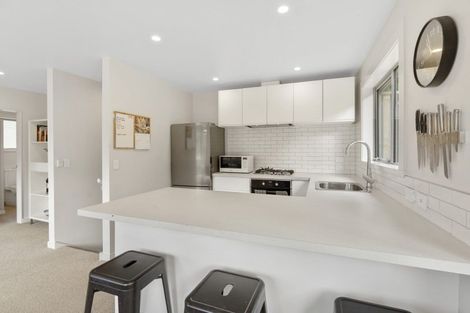 Photo of property in 10a Rarangi Way, Owhiro Bay, Wellington, 6023