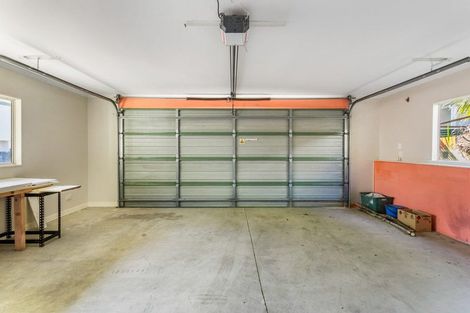 Photo of property in 2/16 Ocean View Road, Hatfields Beach, Orewa, 0931