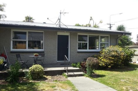 Photo of property in 2/451 Hereford Street, Linwood, Christchurch, 8011