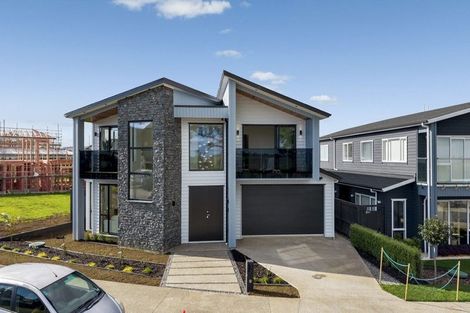 Photo of property in 13 Catalina Avenue, Rosehill, Papakura, 2113