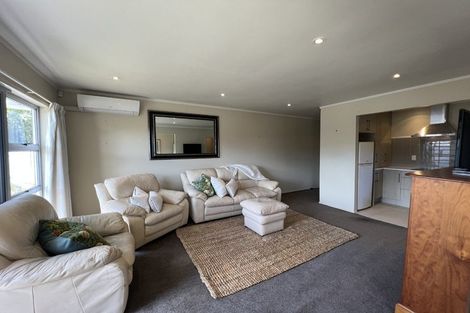 Photo of property in 2/81 Gribblehirst Road, Sandringham, Auckland, 1025