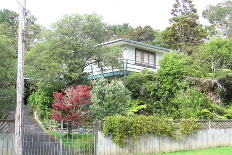 Photo of property in 11 Wyndham Road, Pinehaven, Upper Hutt, 5019