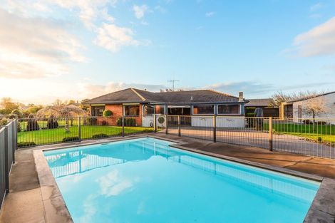 Photo of property in 8 De La Mare Drive, Leamington, Cambridge, 3432