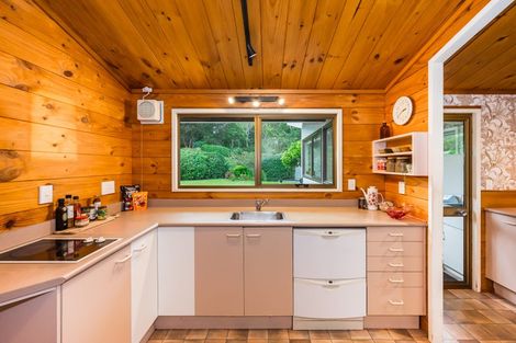 Photo of property in 9 Kohekohe Road, Waikanae, 5036