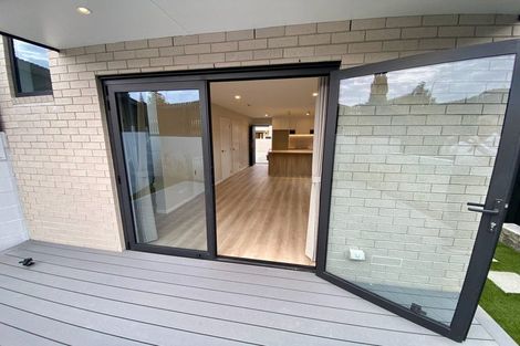 Photo of property in 41a Camelot Place, Glenfield, Auckland, 0629