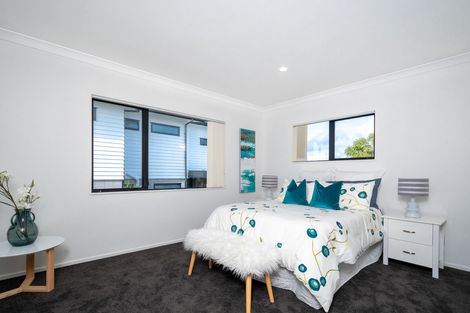 Photo of property in 3 Parani Court, Te Atatu Peninsula, Auckland, 0610