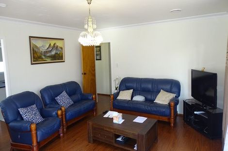 Photo of property in 4 Mangarata Avenue, Papatoetoe, Auckland, 2025