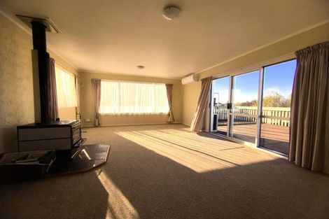 Photo of property in 21 Rosewarne Crescent, Glendene, Auckland, 0602