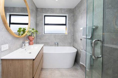 Photo of property in 7 Winning Post Place, Halswell, Christchurch, 8025