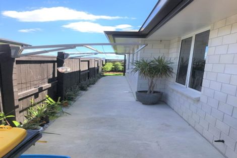 Photo of property in 10 Kanono Close, Papamoa Beach, Papamoa, 3118