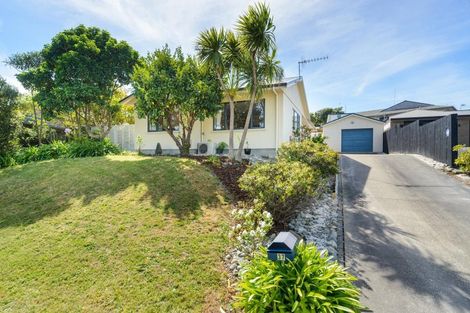 Photo of property in 37 Dahlstrom Grove, Kelvin Grove, Palmerston North, 4414