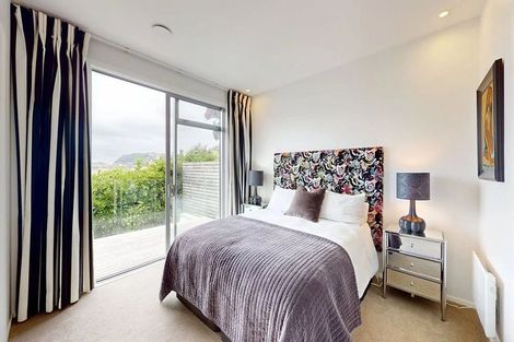 Photo of property in 98 Awa Road, Seatoun, Wellington, 6022