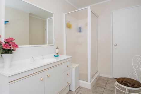 Photo of property in 111 Blake Boulevard, Papamoa Beach, Papamoa, 3118