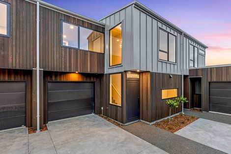 Photo of property in 2/76 Caledonian Road, St Albans, Christchurch, 8014