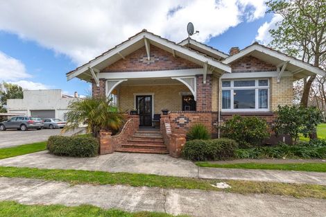 Photo of property in 122 Great South Road, Huntly, 3700