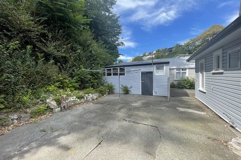 Photo of property in 115-117 Shakespeare Road, Bluff Hill, Napier, 4110