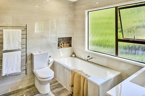 Photo of property in 7 Ridvan Grove, Ngaio, Wellington, 6035