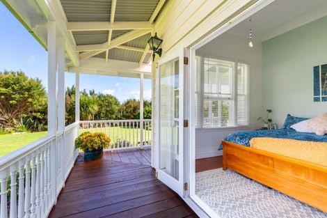 Photo of property in 73 Ranganui Road, Kaiwaka, 0573