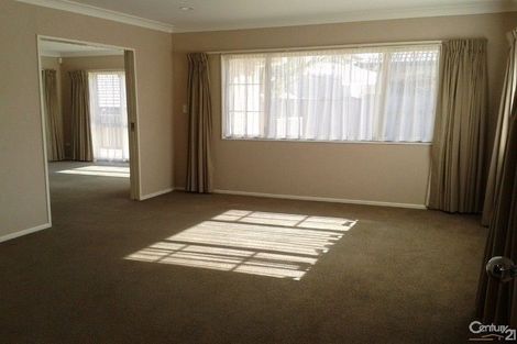 Photo of property in 5 Lorenzo Way, Flat Bush, Auckland, 2016